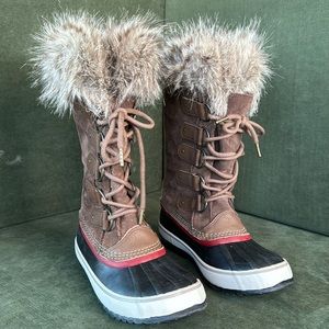 LIKE NEW Sorel Joan of Arctic waterproof winter boots calf lace up fur brown